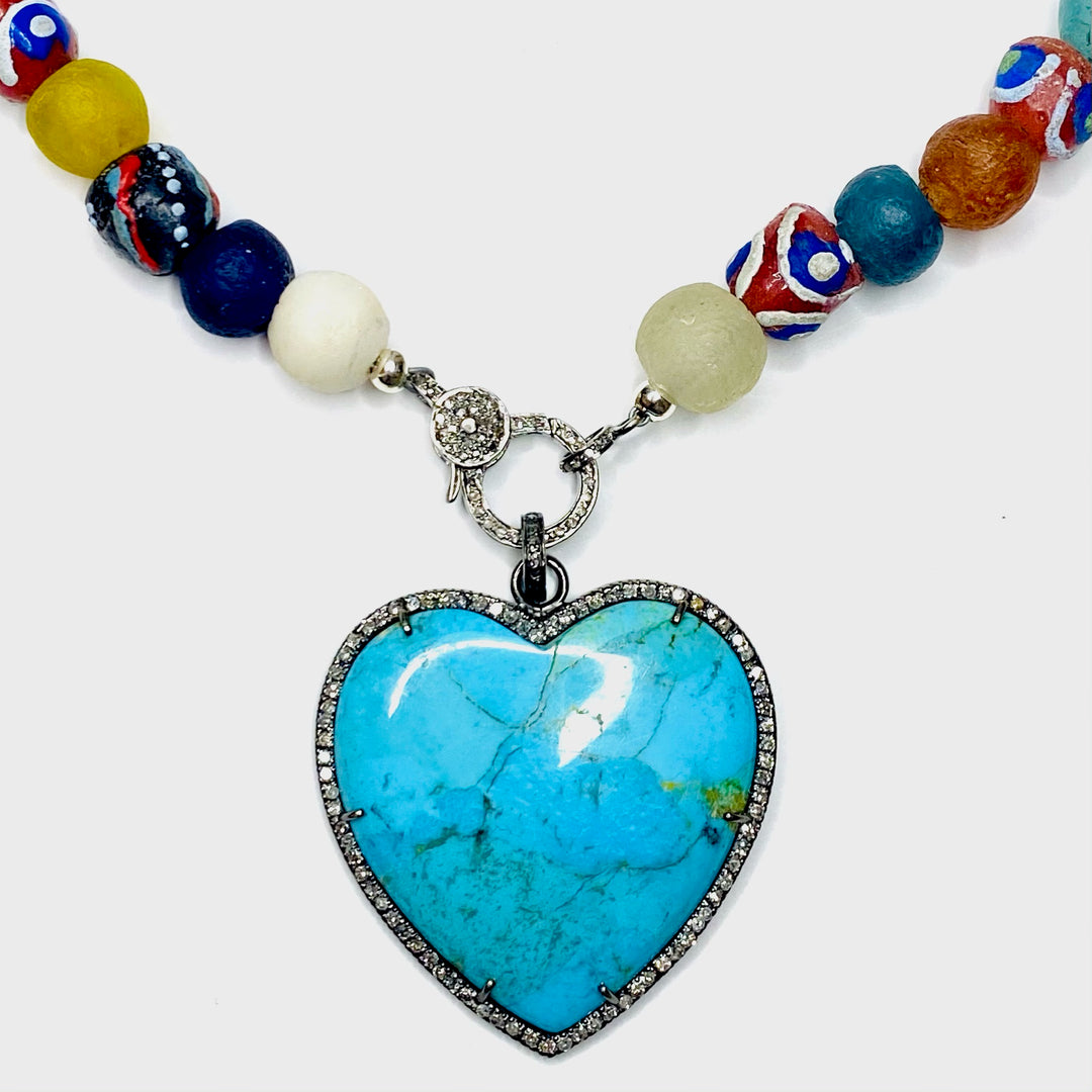 Small popular Turquoise heart pendant with rope border